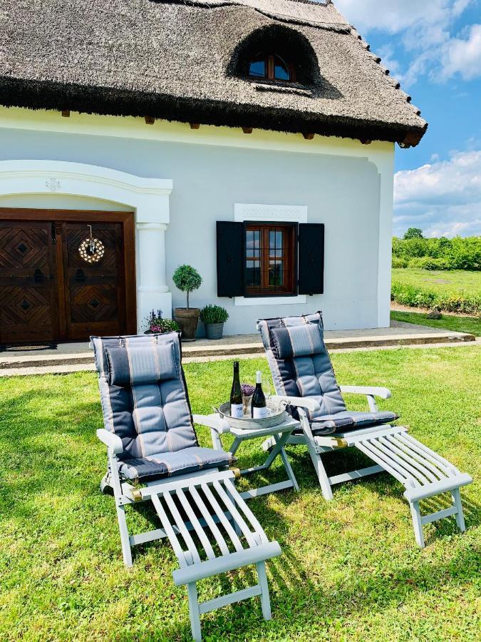 Kal Kove Vendeghaz Es Borteka Köveskál Exterior foto